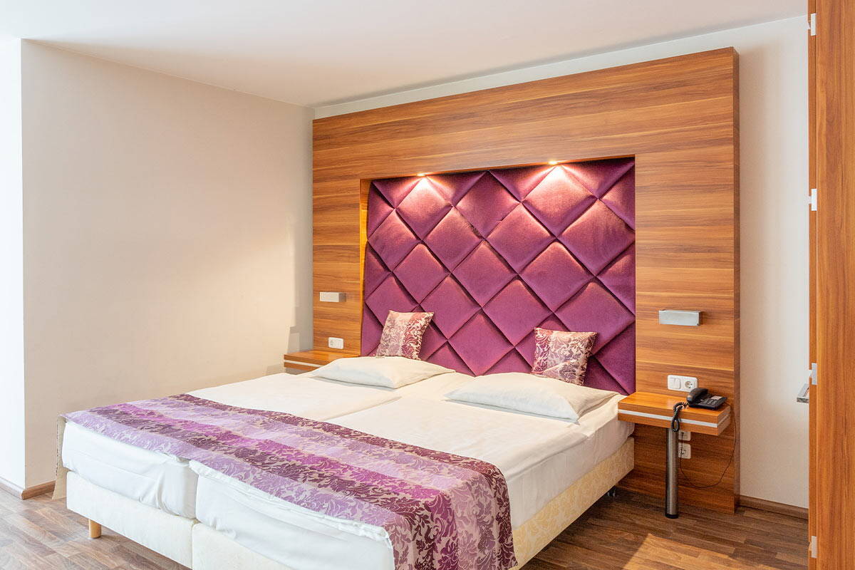 Fühlen Sie sich im 27 qm großen Studio der Arkona Strandresidenzen wie zu Hause.